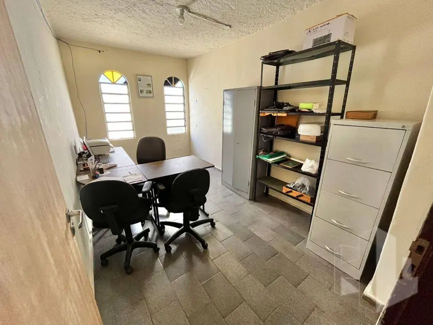 Foto 8 de Casa com 3 quartos à venda, 250m2 em Vila Padre Nosso, Jau - SP