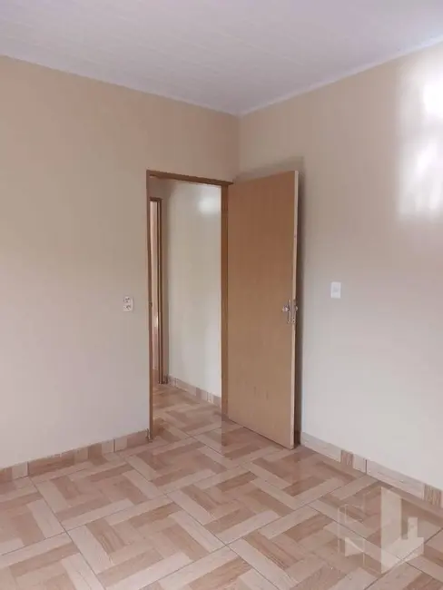 Foto 7 de Casa com 2 quartos para alugar, 234m2 em Jardim Pires de Campos, Jau - SP