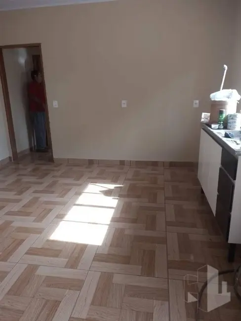 Foto 4 de Casa com 2 quartos para alugar, 234m2 em Jardim Pires de Campos, Jau - SP