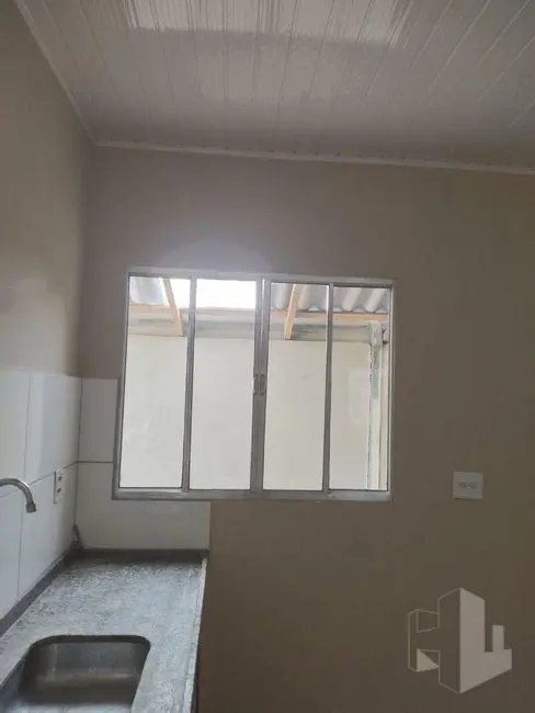 Foto 3 de Casa com 2 quartos para alugar, 234m2 em Jardim Pires de Campos, Jau - SP