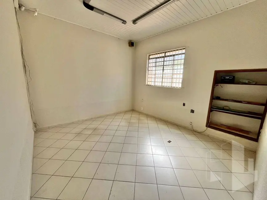 Foto 4 de Sala Comercial para alugar, 110m2 em Centro, Jau - SP