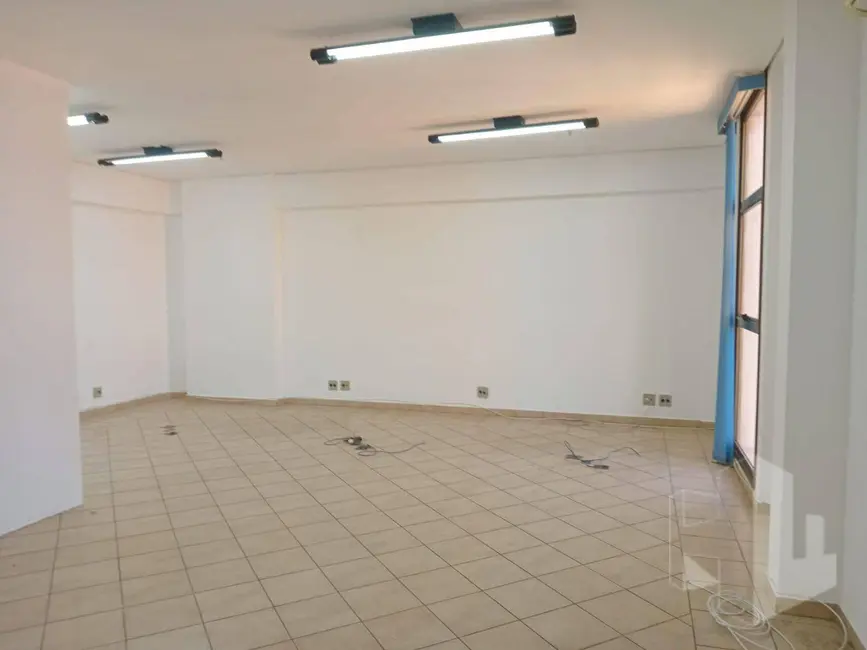 Foto 4 de Sala Comercial à venda e para alugar, 80m2 em Centro, Jau - SP