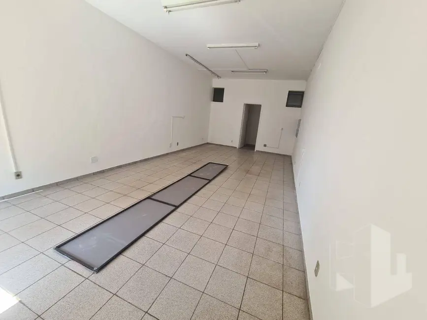Foto 1 de Sala Comercial para alugar, 30m2 em Centro, Jau - SP