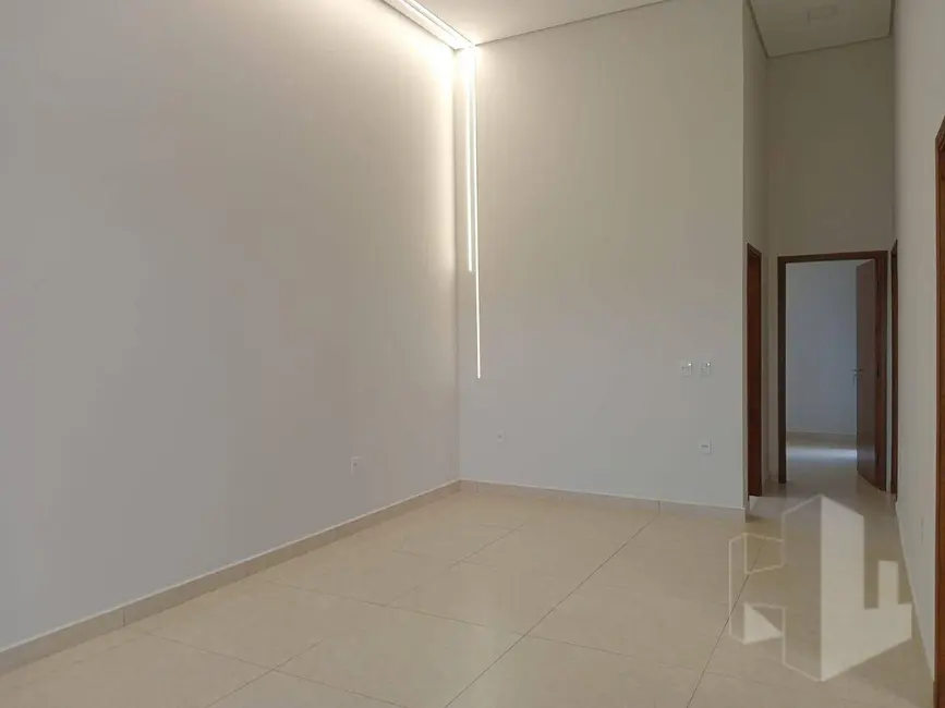 Foto 2 de Casa de Condomínio com 2 quartos à venda, 153m2 em Vila Hilst, Jau - SP