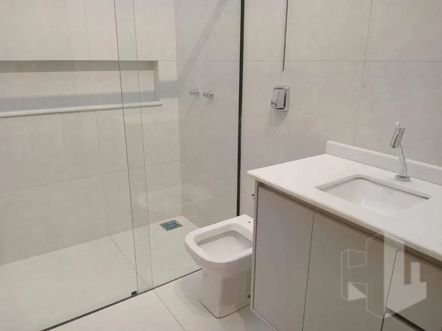 Foto 6 de Casa de Condomínio com 2 quartos à venda, 153m2 em Vila Hilst, Jau - SP