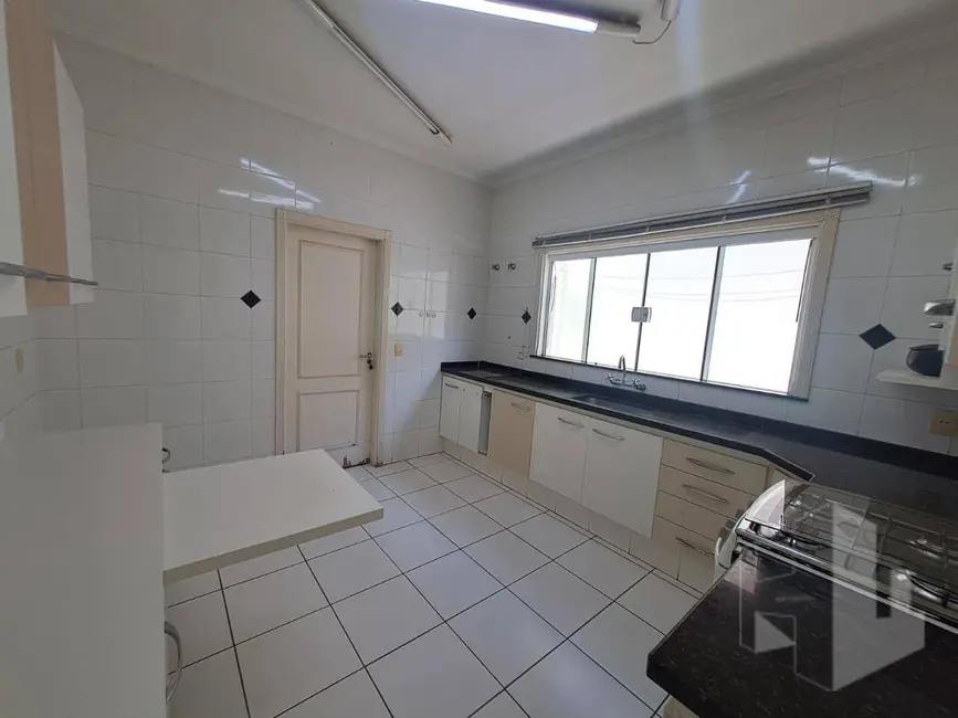 Foto 9 de Casa com 3 quartos à venda, 250m2 em Jardim Alvorada, Jau - SP