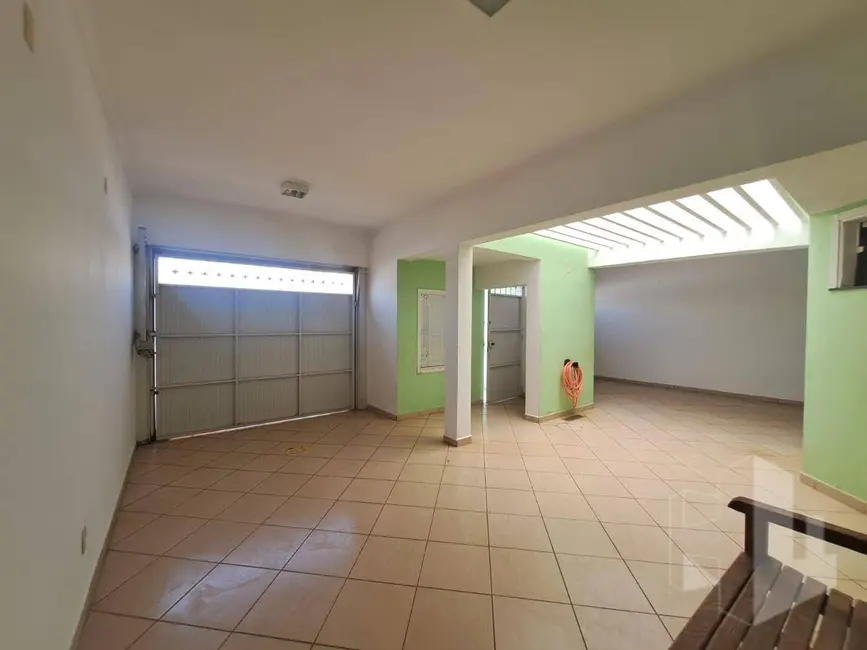 Foto 2 de Casa com 3 quartos à venda, 250m2 em Jardim Alvorada, Jau - SP