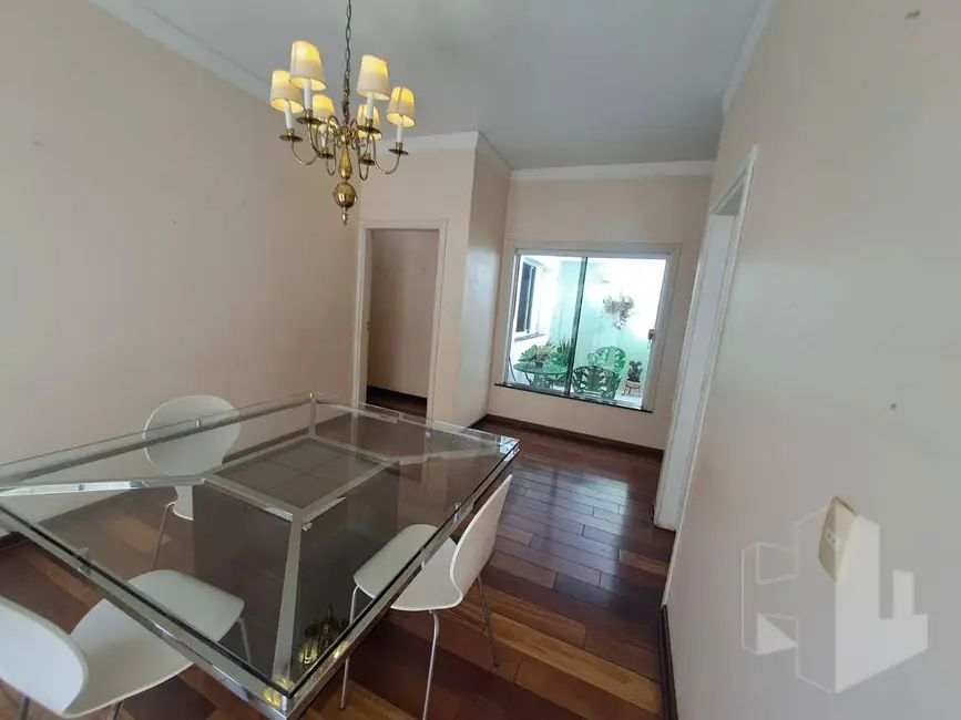 Foto 5 de Casa com 3 quartos à venda, 250m2 em Jardim Alvorada, Jau - SP