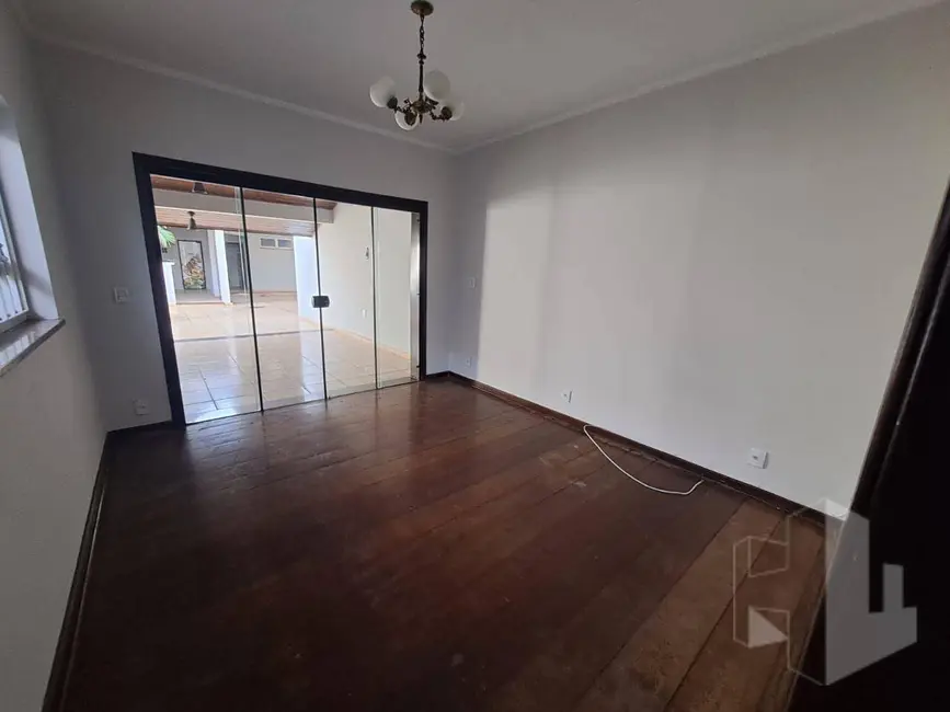 Foto 9 de Casa com 3 quartos à venda, 550m2 em Jardim Maria Luiza I, Jau - SP