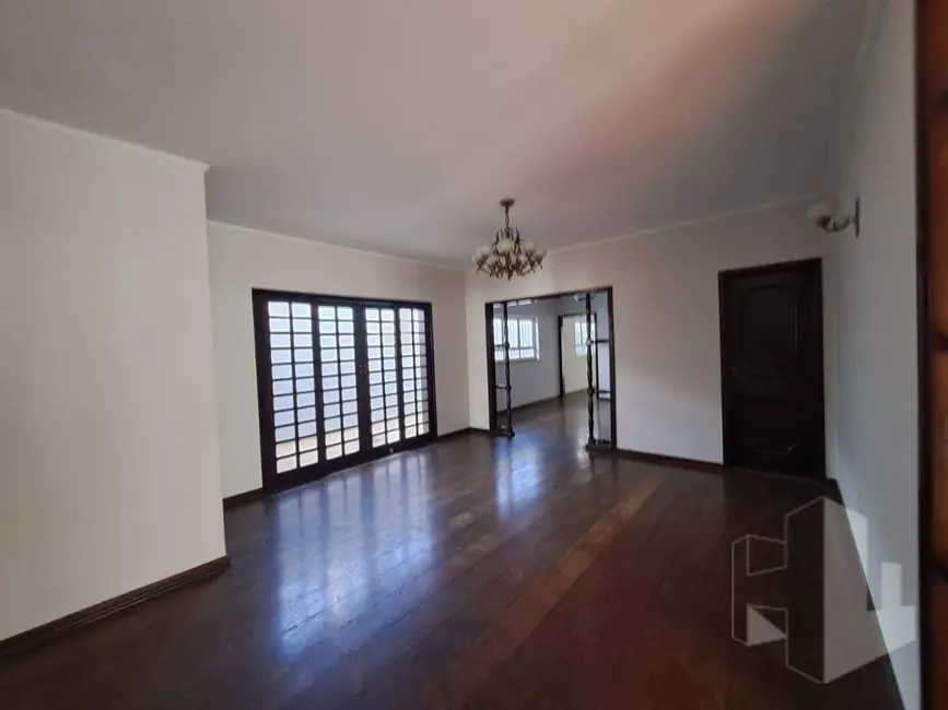 Foto 1 de Casa com 3 quartos à venda, 550m2 em Jardim Maria Luiza I, Jau - SP