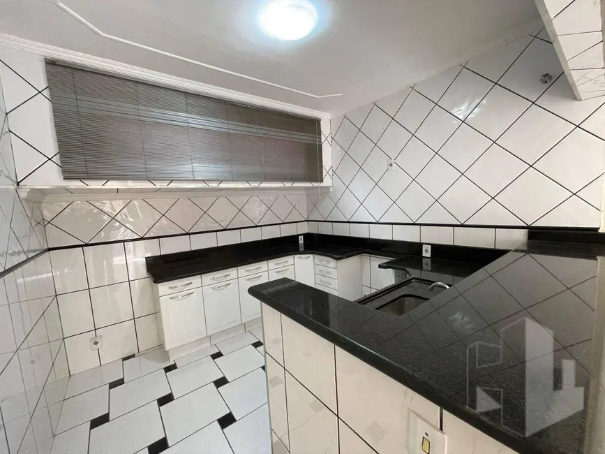 Foto 4 de Casa com 3 quartos para alugar, 250m2 em Jardim Novo Horizonte, Jau - SP