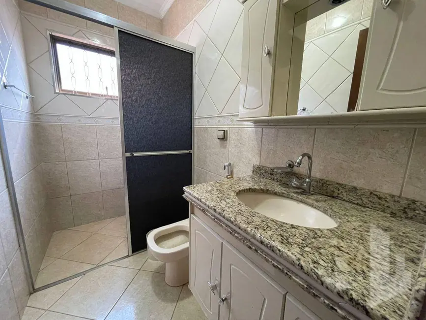 Foto 8 de Casa com 3 quartos para alugar, 250m2 em Jardim Novo Horizonte, Jau - SP
