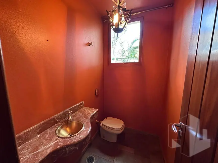 Foto 6 de Casa com 4 quartos para alugar, 1366m2 em Vila Assis, Jau - SP