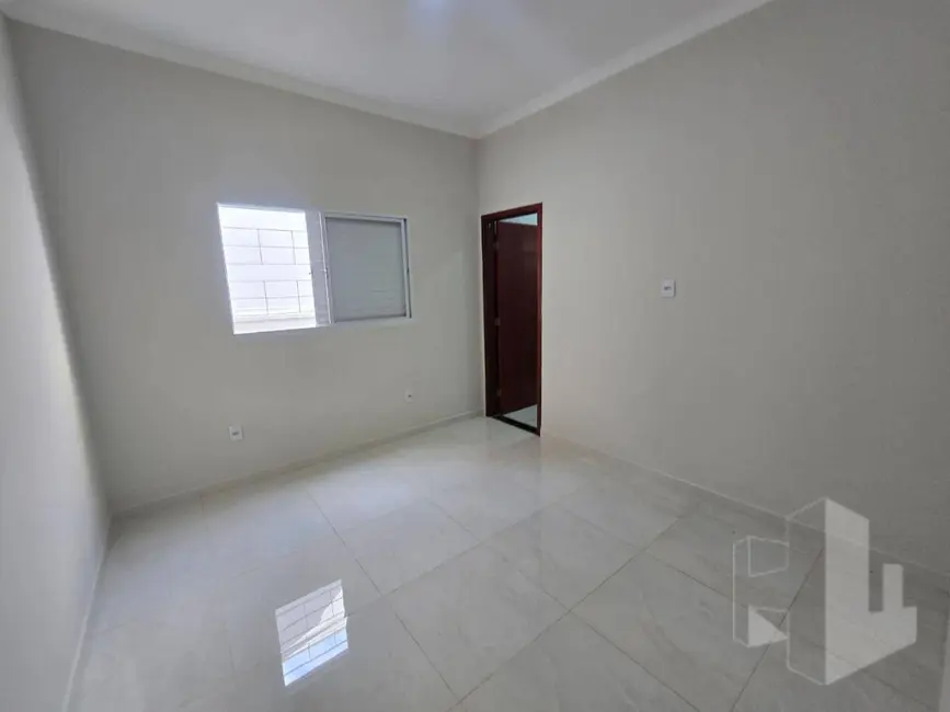 Foto 9 de Casa com 2 quartos à venda, 160m2 em Jardim São Crispim, Jau - SP