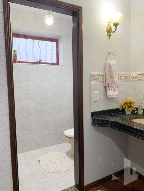 Foto 5 de Casa com 2 quartos à venda, 250m2 em Jardim Sanzovo, Jau - SP