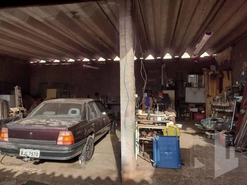 Foto 4 de Casa com 2 quartos à venda, 524m2 em Vila Carvalho, Jau - SP