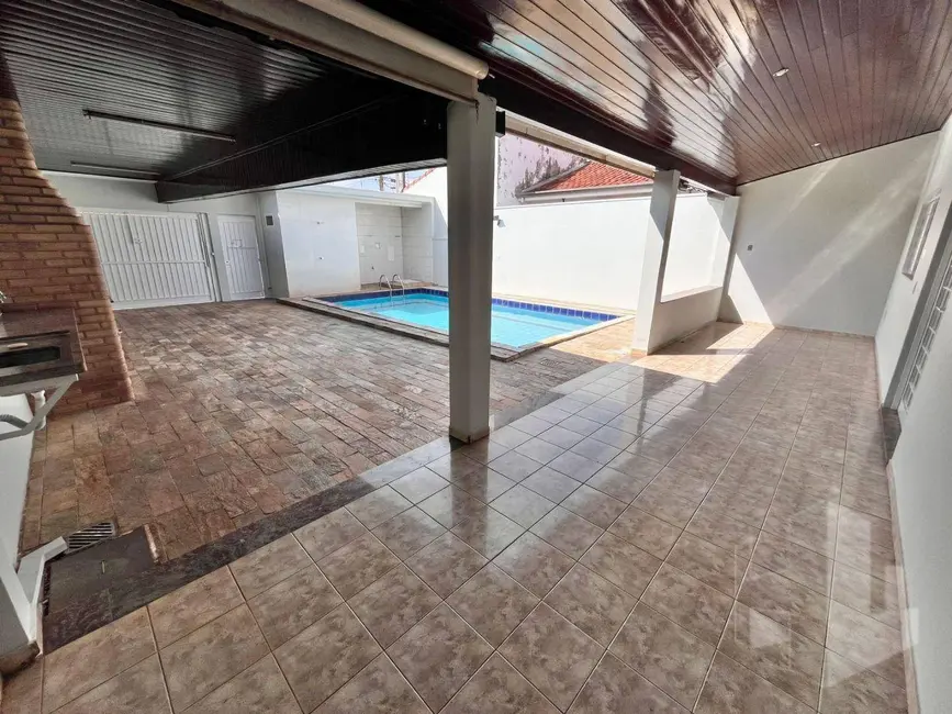 Foto 5 de Casa com 3 quartos à venda, 250m2 em Jardim América, Jau - SP