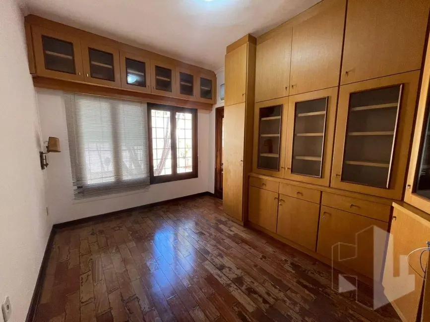 Foto 8 de Casa com 3 quartos para alugar, 812m2 em Jardim das Paineiras, Jau - SP