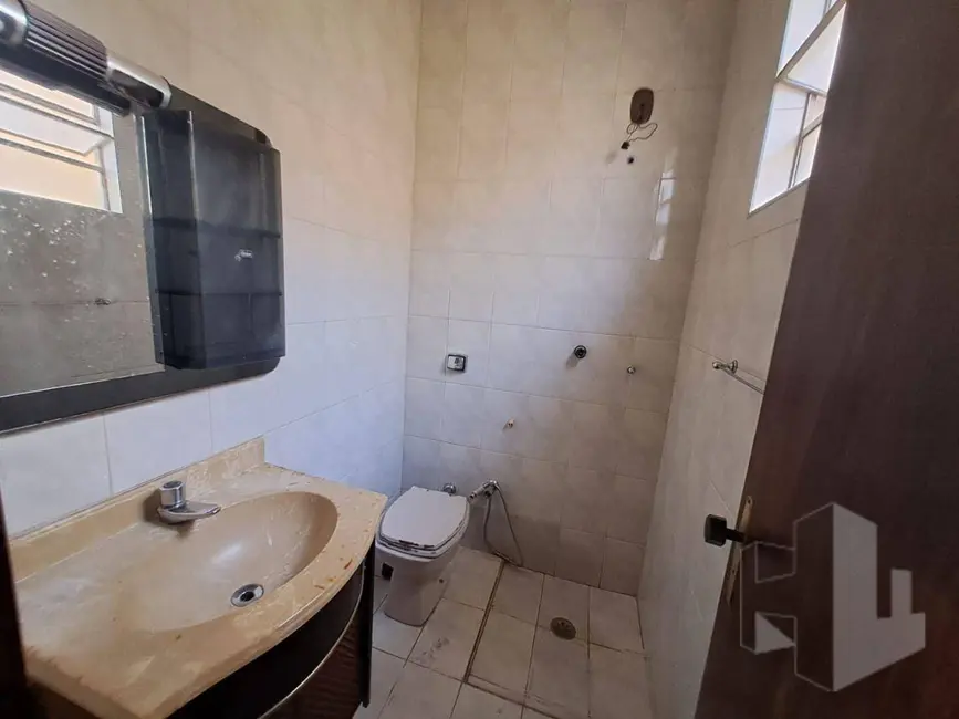 Foto 9 de Casa com 3 quartos à venda, 238m2 em Centro, Jau - SP