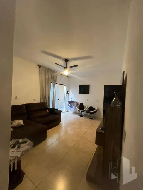Casa com 3 quartos à venda, 210m2 em Jardim Maria Luiza IV, Jau - SP - imagem 7 Foto 7 de Casa com 3 quartos à venda, 210m2 em Jardim Maria Luiza IV, Jau - SP