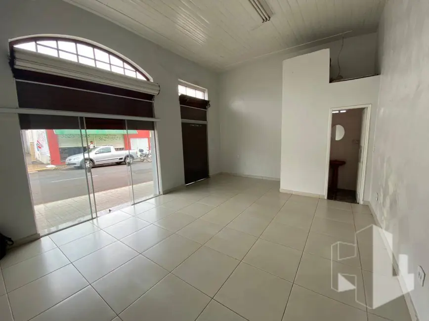 Sala Comercial para alugar, 40m2 em Centro, Jau - SP - imagem 1 Foto 1 de Sala Comercial para alugar, 40m2 em Centro, Jau - SP