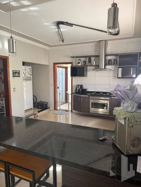 Foto 7 de Casa de Condomínio com 3 quartos à venda, 420m2 em Condomínio Flamboyant, Jau - SP