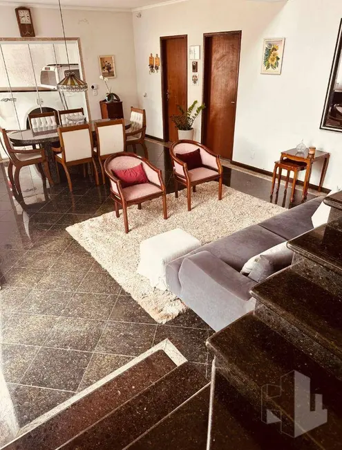 Foto 3 de Casa com 3 quartos à venda, 222m2 em Vila Riachuelo, Bauru - SP