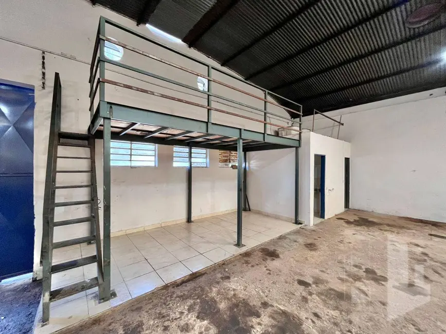 Foto 5 de Armazém / Galpão para alugar, 300m2 em Chácara Flora, Jau - SP