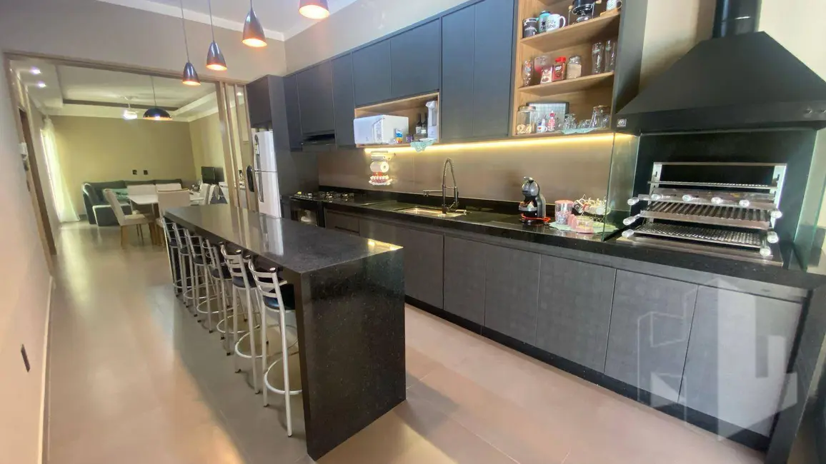 Foto 3 de Casa com 2 quartos à venda, 200m2 em Chácara Bela Vista, Jau - SP