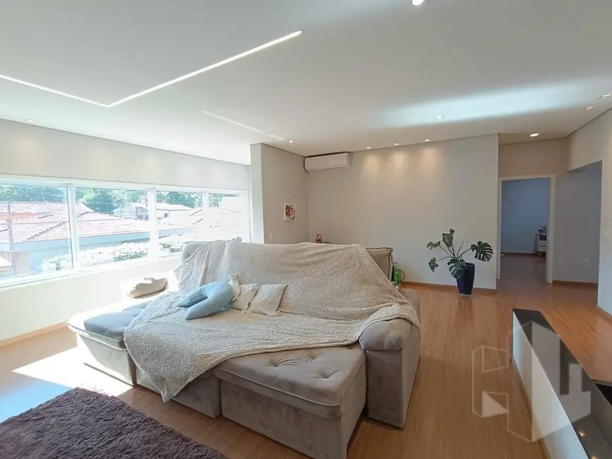 Foto 3 de Casa com 2 quartos à venda, 442m2 em Chácara Peccioli, Jau - SP