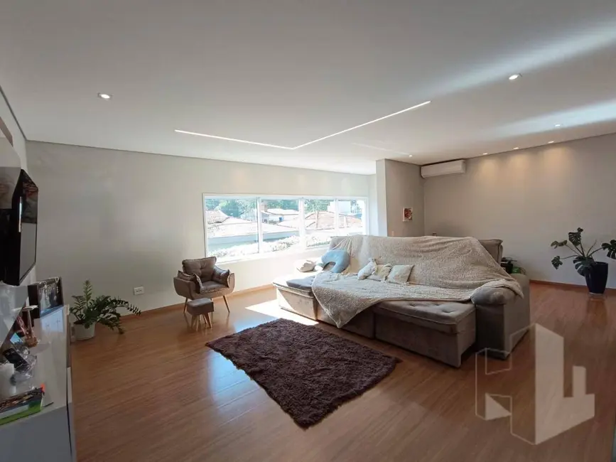 Foto 1 de Casa com 2 quartos à venda, 442m2 em Chácara Peccioli, Jau - SP