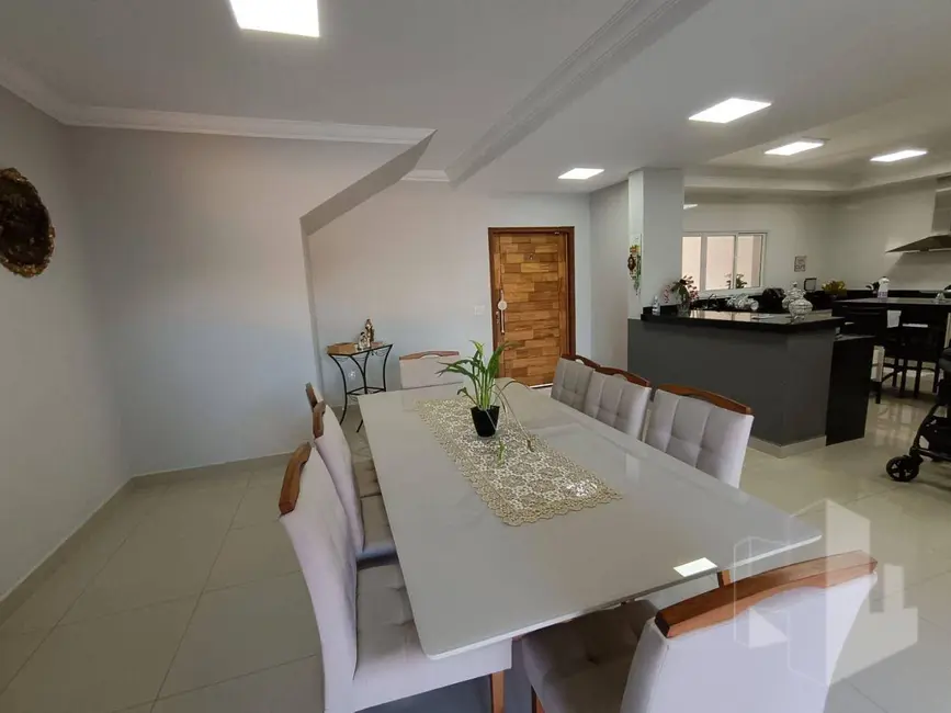 Foto 7 de Casa com 2 quartos à venda, 442m2 em Chácara Peccioli, Jau - SP