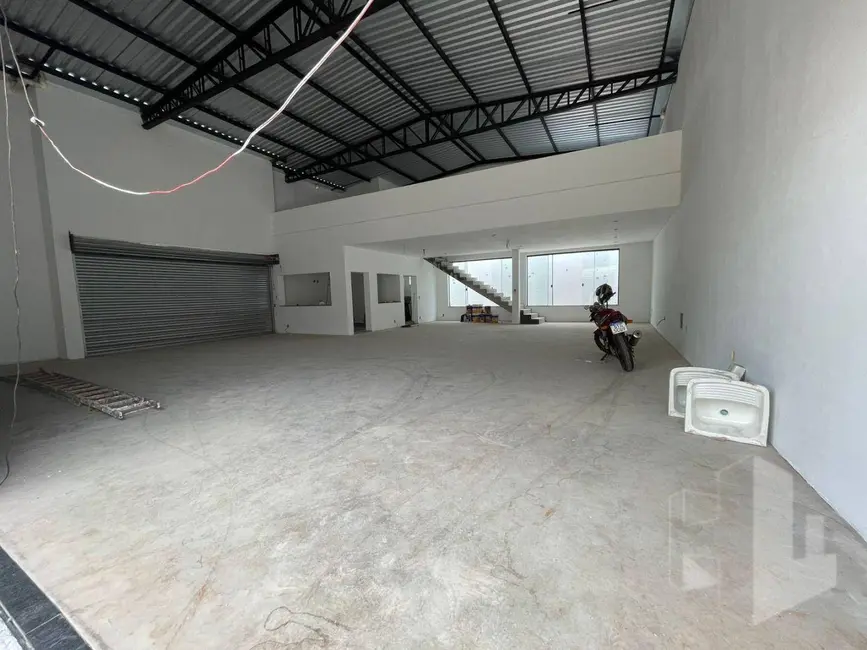 Foto 3 de Armazém / Galpão para alugar, 350m2 em Centro, Jau - SP