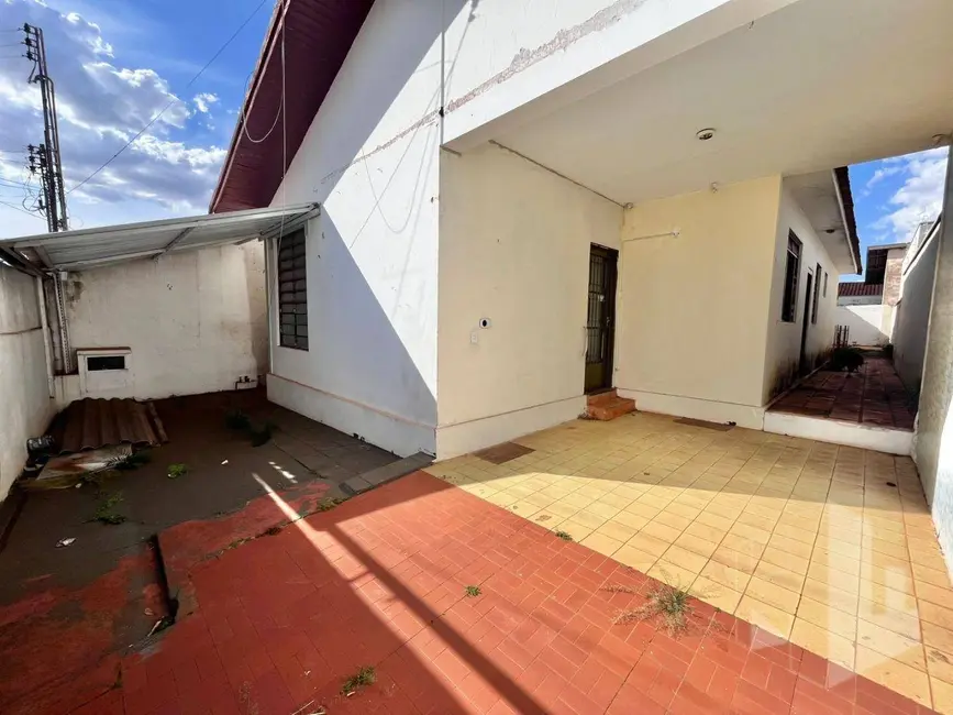 Foto 2 de Casa com 3 quartos à venda, 252m2 em Centro, Jau - SP