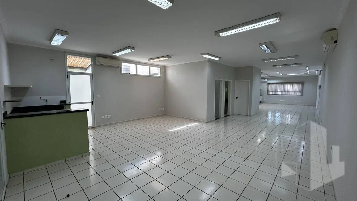 Foto 1 de Sala Comercial à venda, 211m2 em Vila Assis, Jau - SP