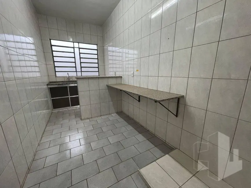 Foto 5 de Armazém / Galpão para alugar, 720m2 em Jardim Ferreira Dias, Jau - SP