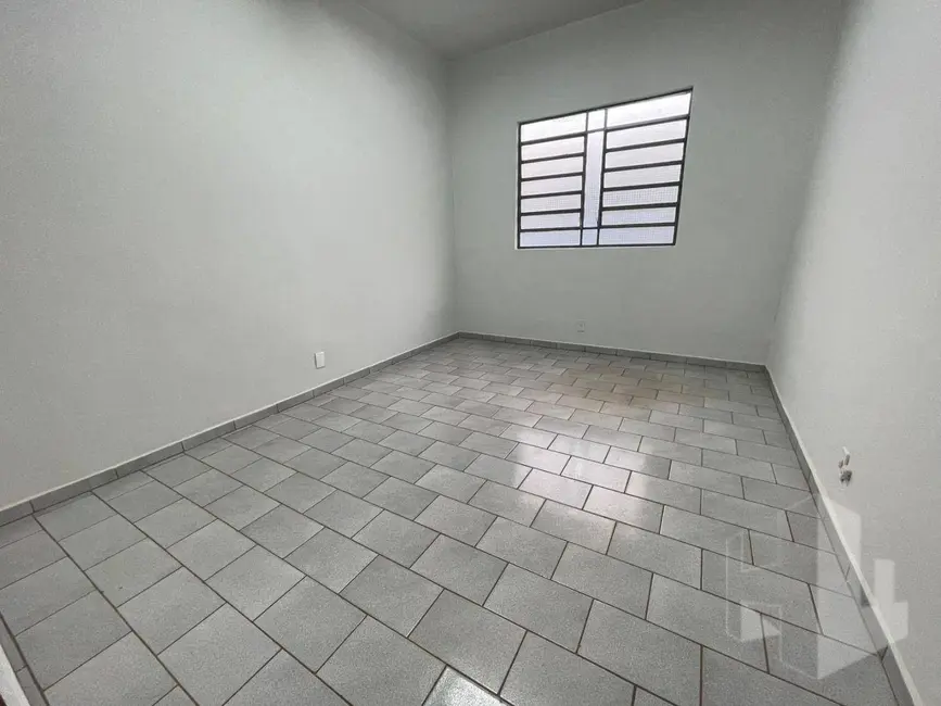 Foto 6 de Armazém / Galpão para alugar, 720m2 em Jardim Ferreira Dias, Jau - SP