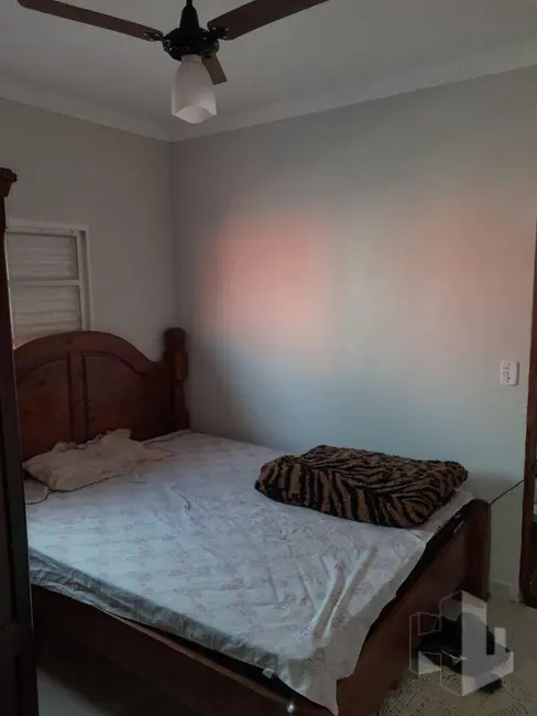 Foto 5 de Casa com 2 quartos à venda, 310m2 em Dois Corregos - SP
