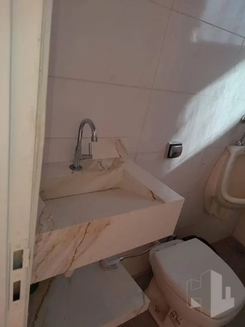 Foto 8 de Casa com 2 quartos à venda, 310m2 em Dois Corregos - SP