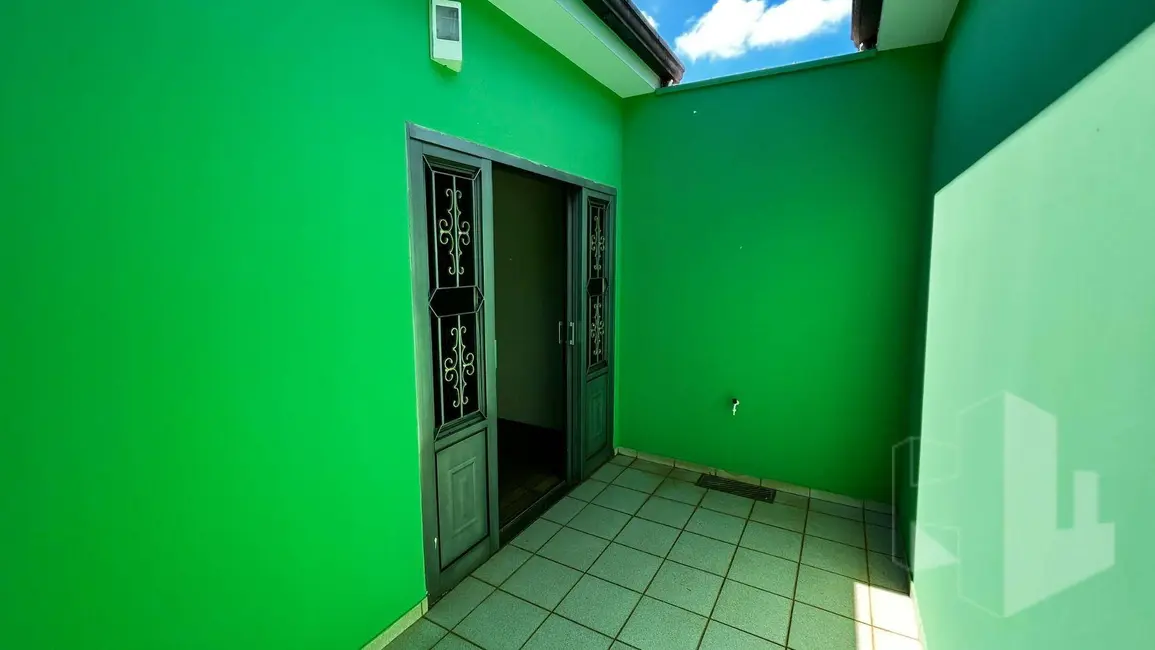 Foto 6 de Casa com 4 quartos para alugar, 371m2 em Centro, Jau - SP