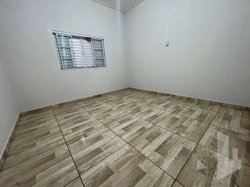 Foto 6 de Casa com 3 quartos para alugar, 120m2 em Pouso Alegre de Baixo, Jau - SP