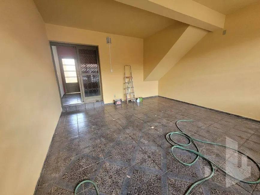 Foto 2 de Casa com 3 quartos à venda, 125m2 em Jardim Sanzovo, Jau - SP