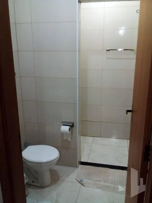 Foto 4 de Casa com 2 quartos à venda, 220m2 em Chácara Flora, Jau - SP