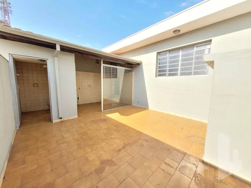 Foto 3 de Casa com 3 quartos para alugar, 210m2 em Jardim Estádio, Jau - SP