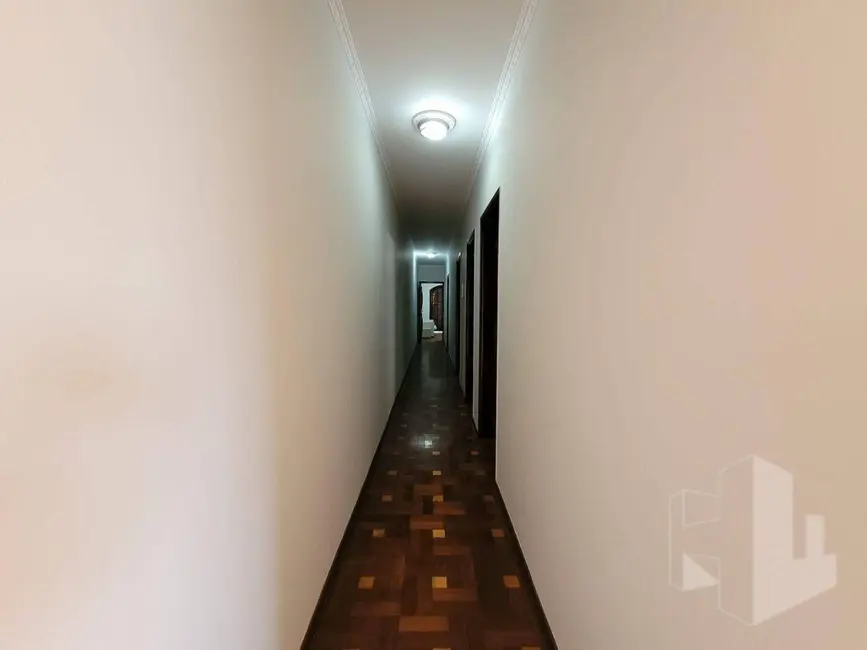 Foto 7 de Casa com 3 quartos para alugar, 210m2 em Jardim Estádio, Jau - SP