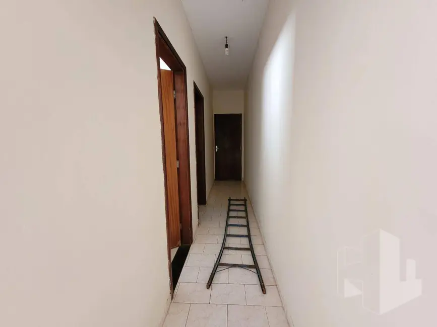 Foto 7 de Casa com 5 quartos à venda e para alugar, 250m2 em Jardim Sanzovo, Jau - SP