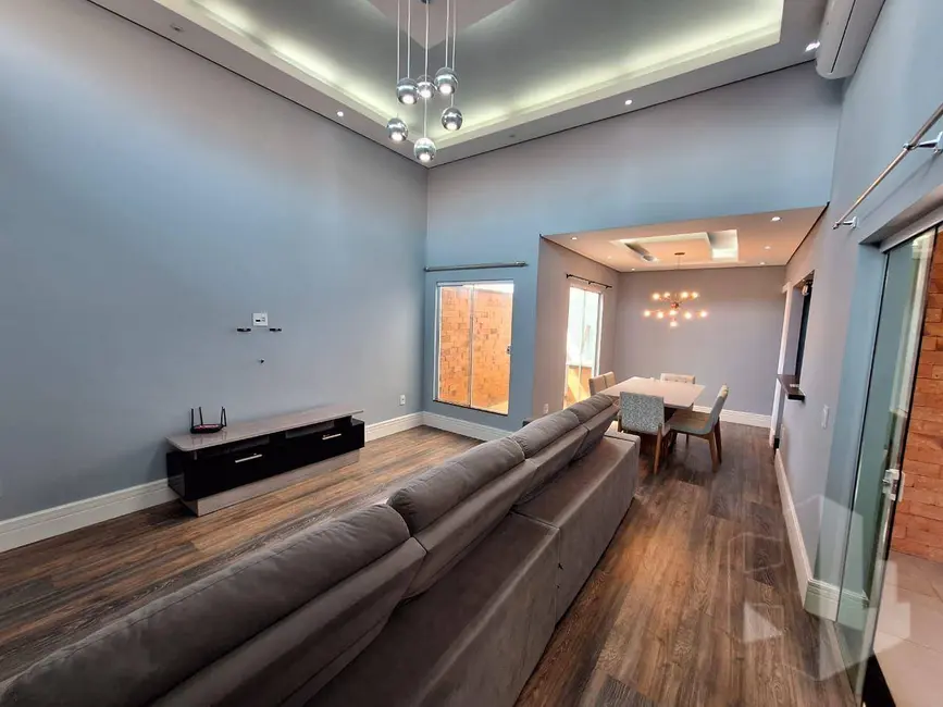 Foto 3 de Casa com 2 quartos à venda, 190m2 em Jardim Doutor Roberto Pacheco, Jau - SP