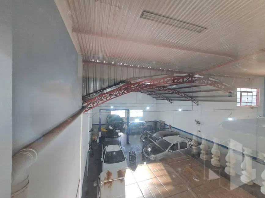 Foto 1 de Armazém / Galpão à venda, 250m2 em Jardim América, Jau - SP