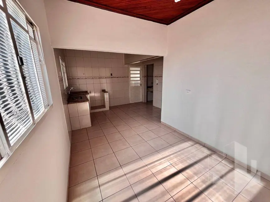 Foto 9 de Casa com 3 quartos para alugar, 160m2 em Vila Nova, Jau - SP