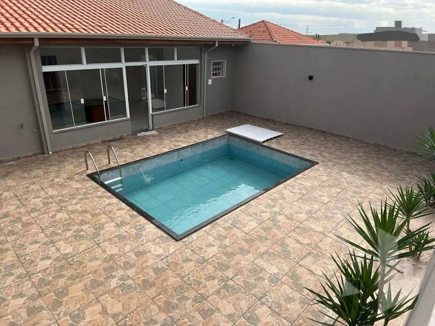 Foto 1 de Casa com 3 quartos à venda, 250m2 em Jardim Pires de Campos, Jau - SP